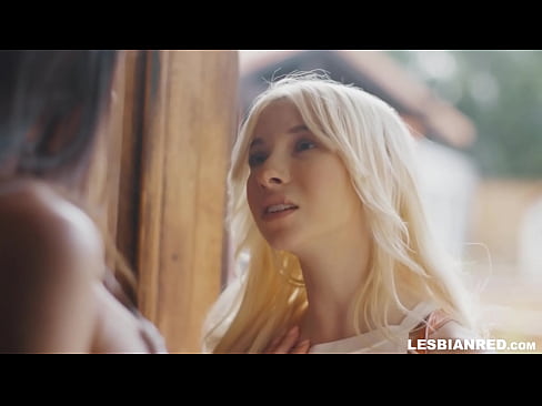 ❤️ Gadis datang ka imah sababaraha bulan engké na ends up dahar pussy stepmom nya ❤ vk porno di urang ❌